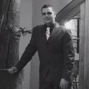 Meet your Posher, Leo